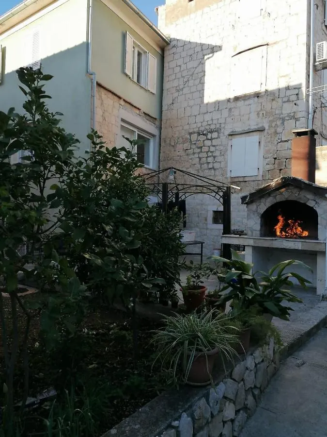 Apartment Trogir Holiday House